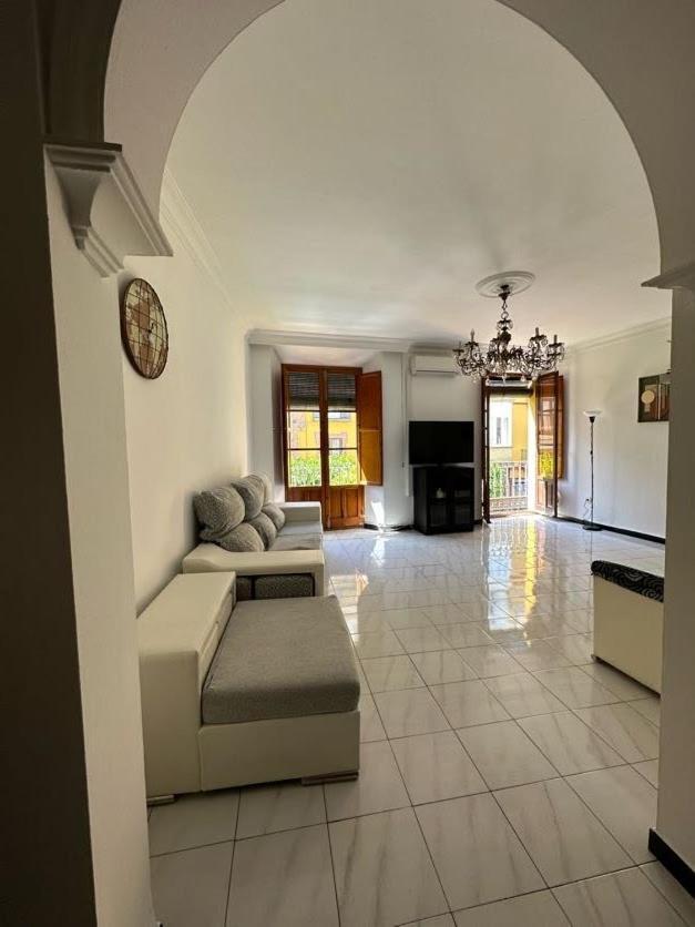 Casa Snoopy Lägenhet Sevilla Exteriör bild